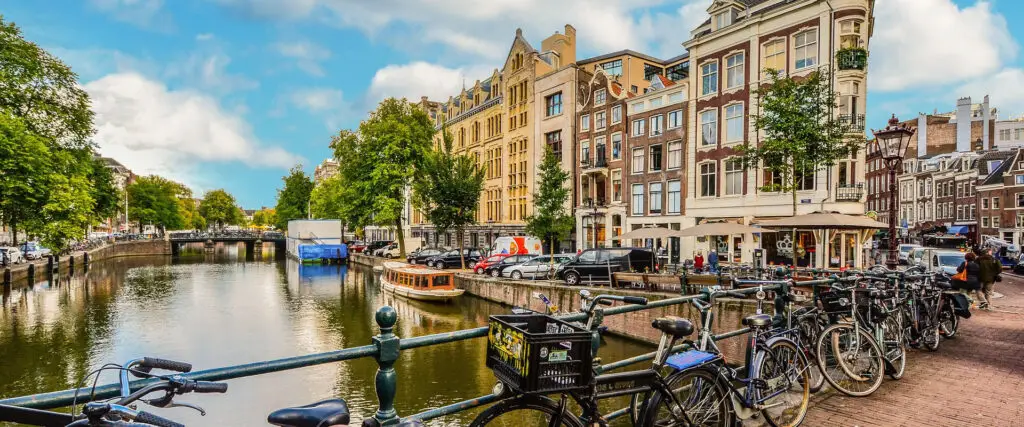 Why Study Abroad in Netherlands