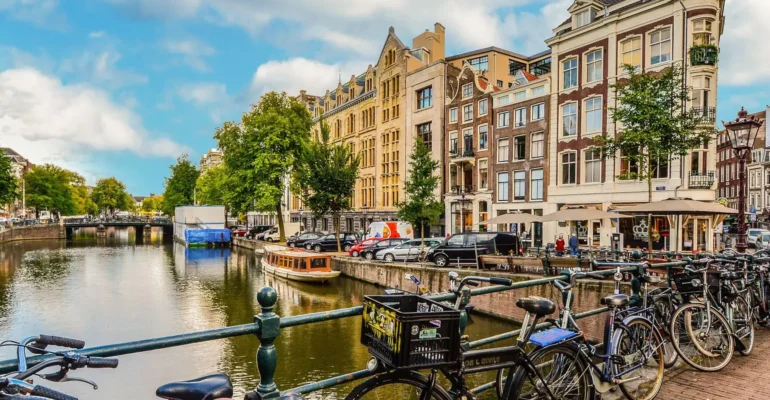 Why Study Abroad in Netherlands