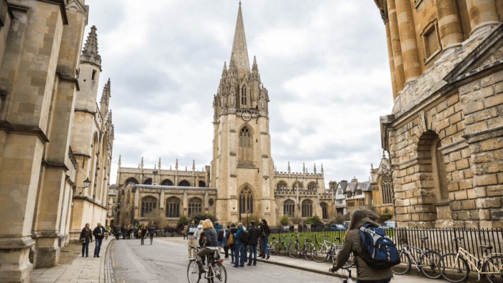 Study BBA in UK