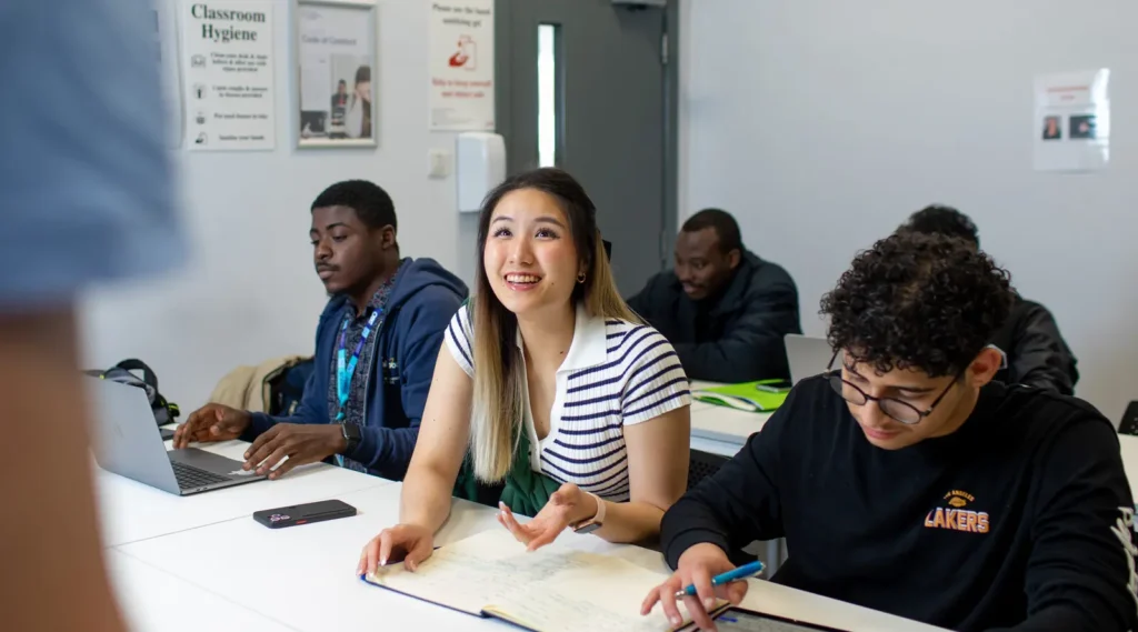 Study Accounting in UK